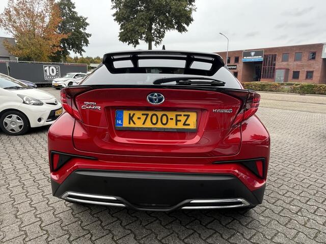 Toyota C-HR 2.0 Hybrid First Edition Bi-Tone