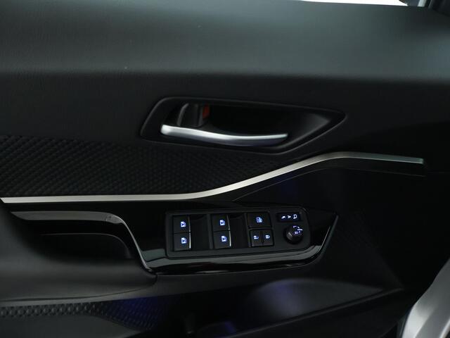 Toyota C-HR 1.8 Hybrid Style | Elektrische Achterklep | Parkeersensor voor en achter | Voorstoelen verwarmd |