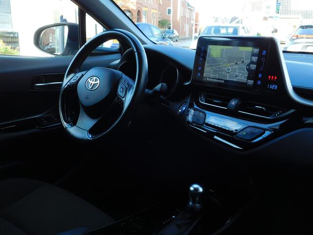 Toyota C-HR 1.8 Hybrid Dynamic | Trekhaak