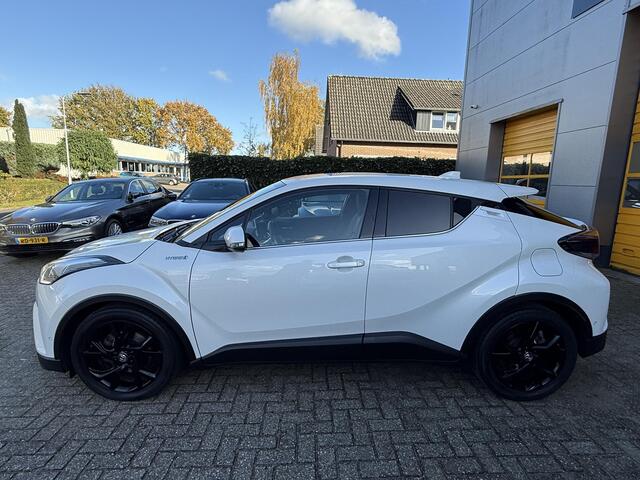 Toyota C-HR 1.8 Hybrid 122PK ExecutiveoLederoJBLoNavi