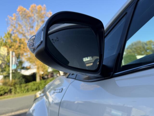 Toyota C-HR 1.8 Hybrid 122PK ExecutiveoLederoJBLoNavi