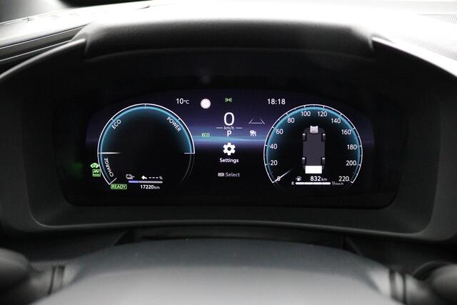 Toyota C-HR 2.0 Plug-in Hybrid 220 Dynamic | Stoelverwarming | Dode hoek detectie | Parkeersensoren en Camera |