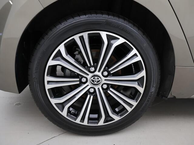 Toyota COROLLA 1.8 HYBRID FIRST EDITION *BTW* + ADAPTIVE CRUISE / 17 INCH / LED / NAVIGATIE