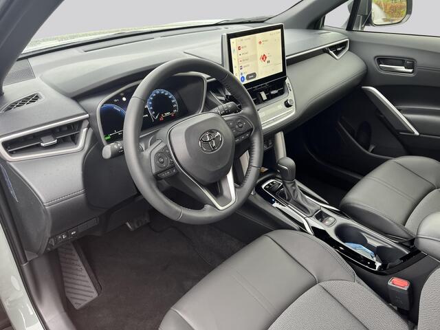 Toyota COROLLA Hybrid 140 Style + Panoramadak en Premium Pack.