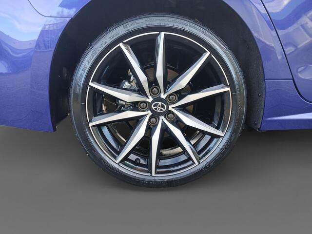 Toyota COROLLA Touring Sports Hybrid 140 GR Sport Climate Adap cruise Camera DAB LED Sportstoelen Privacy glass