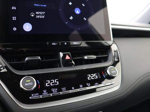 Toyota COROLLA Cross Hybrid 140 Style *demo