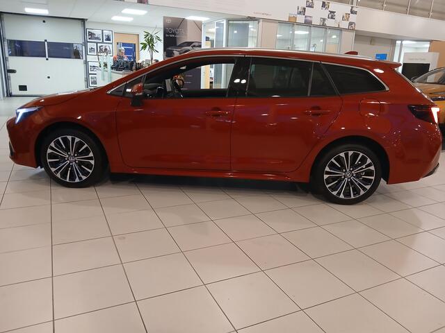 Toyota COROLLA TS 1.8 Hybrid First Edition