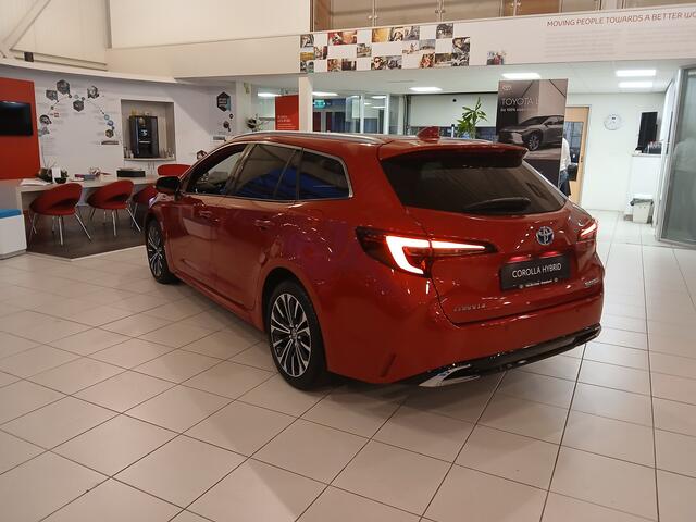 Toyota COROLLA TS 1.8 Hybrid First Edition