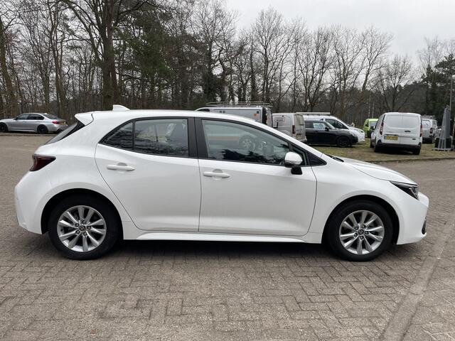 Toyota COROLLA Hybrid 140 Active