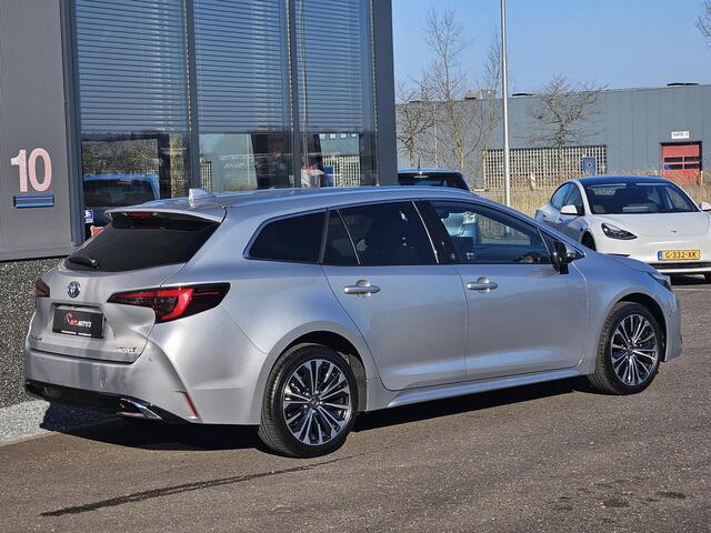 Toyota COROLLA Hybrid 140PK TEAM D 18DKM, GROOT SCHERM, WINTERPAKKET,