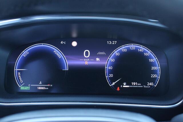 Toyota COROLLA Hybrid 140PK TEAM D 18DKM, GROOT SCHERM, WINTERPAKKET,