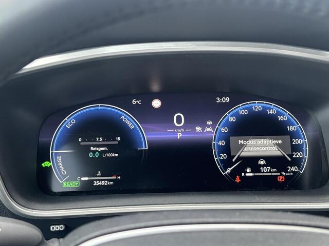 Toyota COROLLA Cross Hybrid 200 Style | Stoel + Stuurverwarming | LED | Navigatie | Apple Carplay / Android Auto | Toyota garantie tot 2033!