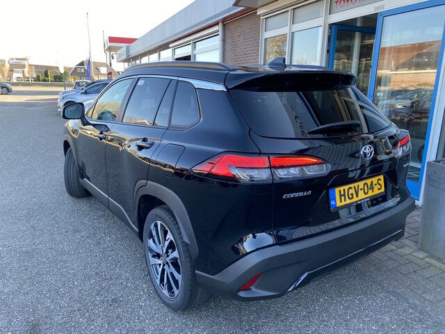 Toyota COROLLA Cross Hybrid 140 Style Limited Panoramadak Winterpakket
