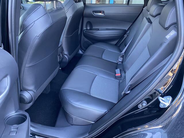 Toyota COROLLA Cross Hybrid 140 Style Limited Panoramadak Winterpakket