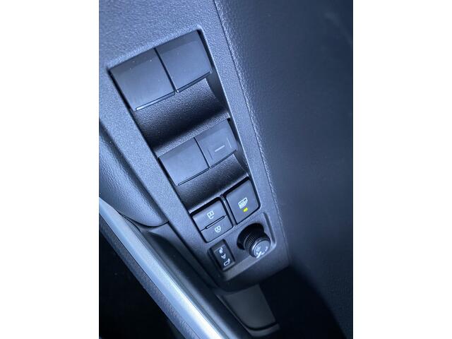 Toyota COROLLA Cross Hybrid 140 Style Limited Panoramadak Winterpakket