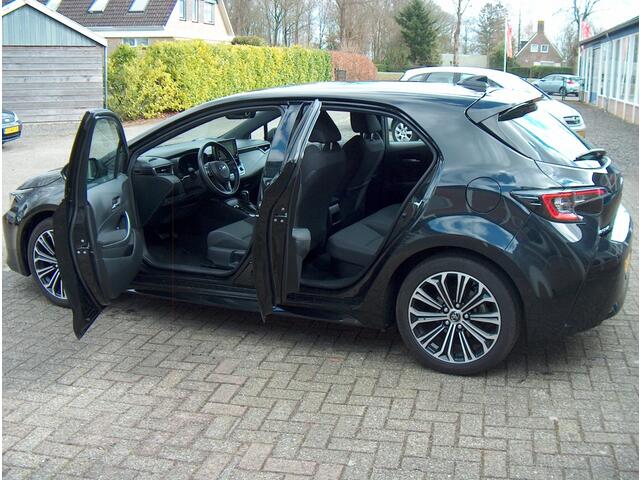 Toyota COROLLA 1.8 Hybrid Dynamic