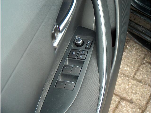 Toyota COROLLA 1.8 Hybrid Dynamic