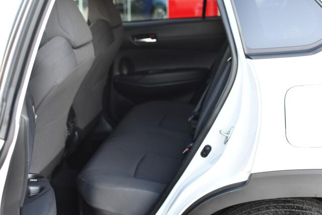 Toyota COROLLA Cross Hybrid 200 Dynamic Automaat 197pk | Trekhaak | LED koplampen | NL-auto |