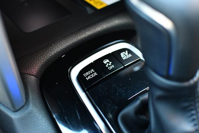 Toyota COROLLA Cross Hybrid 200 Dynamic Automaat 197pk | Trekhaak | LED koplampen | NL-auto |