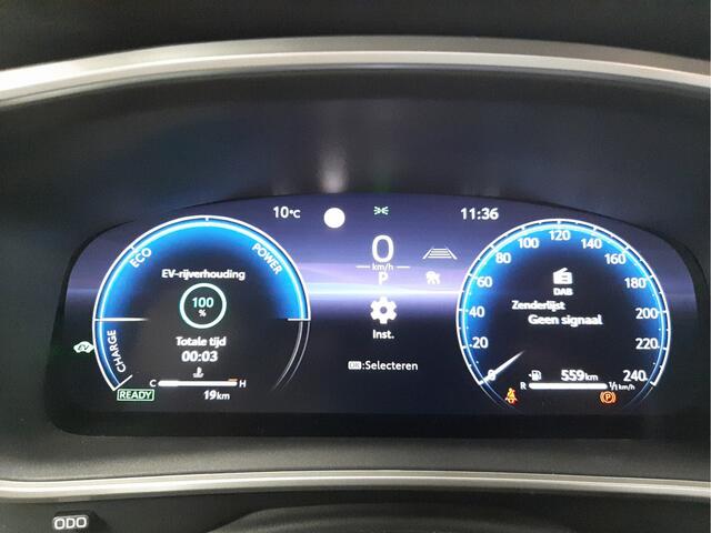 Toyota COROLLA Cross Hybrid 140 Style | Apple CarPlay | Camera | LM Velgen |