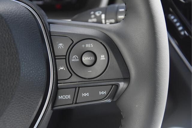 Toyota COROLLA Cross Hybrid 140 Style | El Klep | PDC | Dode hoek |