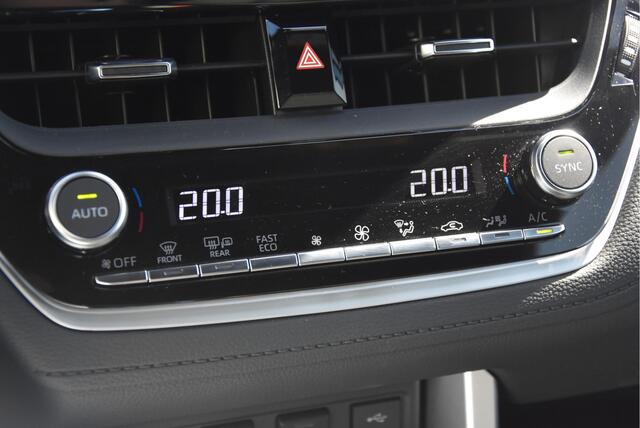 Toyota COROLLA Cross Hybrid 140 Style | El Klep | PDC | Dode hoek |