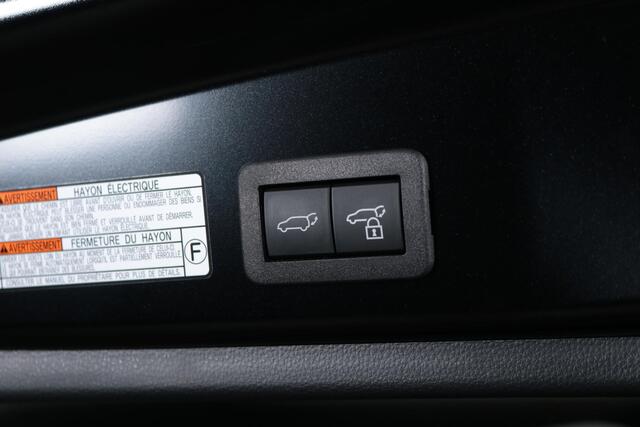 Toyota COROLLA Cross Hybrid 140 Style Parkeersensoren, LED koplampen,stoel en stuur verwarming