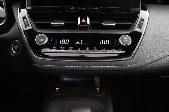 Toyota COROLLA Hybrid 180 GR Sport | Nieuw uit voorraad leverbaar! | 10 Jaar Garantie |