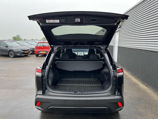 Toyota COROLLA Cross Hybrid 200 Style Edition Navigatie, Dodehoekdetectie, Parkeersensoren voor + Achter, Elektrische achterklep, LED, LMV,