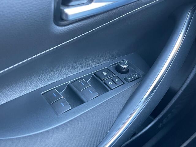 Toyota COROLLA Touring Sports 2.0 Hybrid Team D | CarPlay | Camera | ACC | LED | Keyless | DAB+