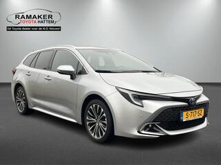 toyota-corolla-1.8-hybrid-first-edi