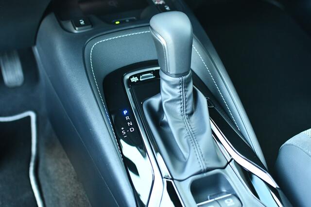 Toyota COROLLA Touring Sports Hybrid 180 Dynamic Automaat 178pk | Nieuw | Direct uit voorraad leverbaar! | MJ25 |