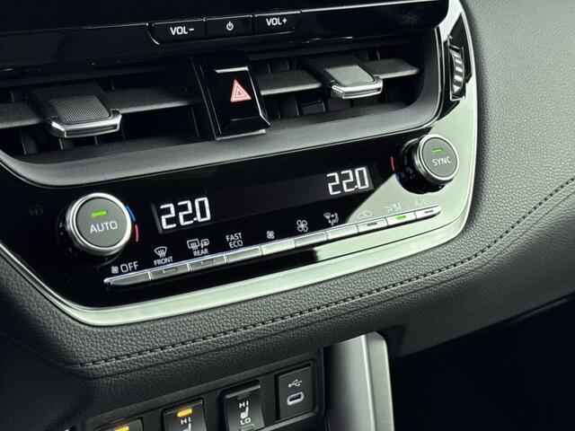 Toyota COROLLA Cross Hybrid 200 Style | Demo