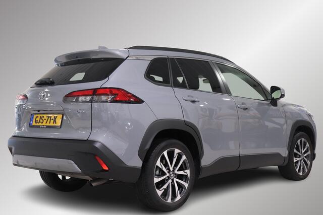 Toyota COROLLA Cross Hybrid 200 Style, Stoel & Stuurverwarming, Parkeersensoren, Blind Spot, Apple Carplay, Android Auto!