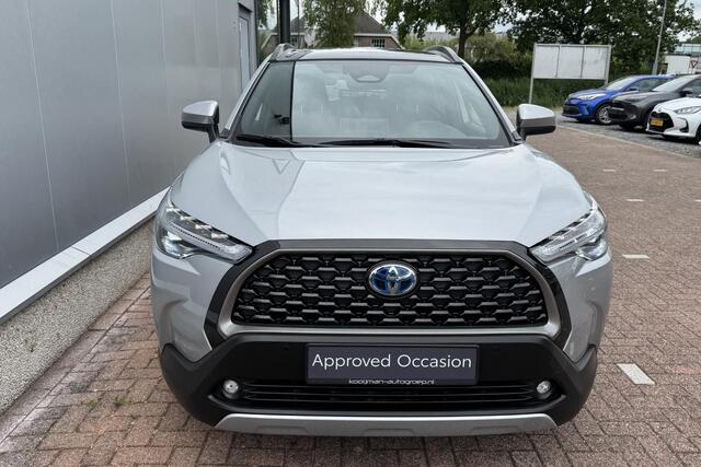 Toyota COROLLA Cross 2.0 High Power Hybrid Executive Edition Panoramadak, Dodehoekdetectie, Parkeersensoren voor + achter, Elektrische achterklep, Led, Navi, Garantie t/m 2034!