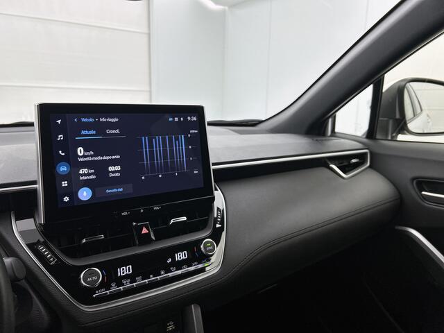 Toyota COROLLA Cross Hybrid 200 Dynamic Plus | 1e Eigenaar | BTW'er | Navigatie | Elektrische Achterklep |