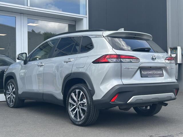 Toyota COROLLA Cross 2.0 High Power Hybrid Dynamic Navigatie, Elek. Achterklep, Smart key, Led, LMV, Privacy glass