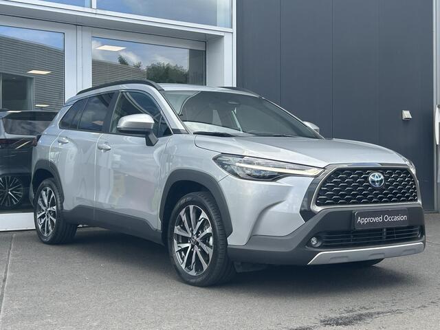 Toyota COROLLA Cross 2.0 High Power Hybrid Dynamic Navigatie, Elek. Achterklep, Smart key, Led, LMV, Privacy glass