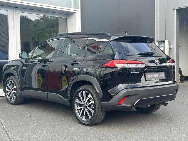 Toyota COROLLA Cross 2.0 High Power Hybrid Dynamic Navigatie, Elek. Achterklep, Smart key, Led, LMV, Privacy glass