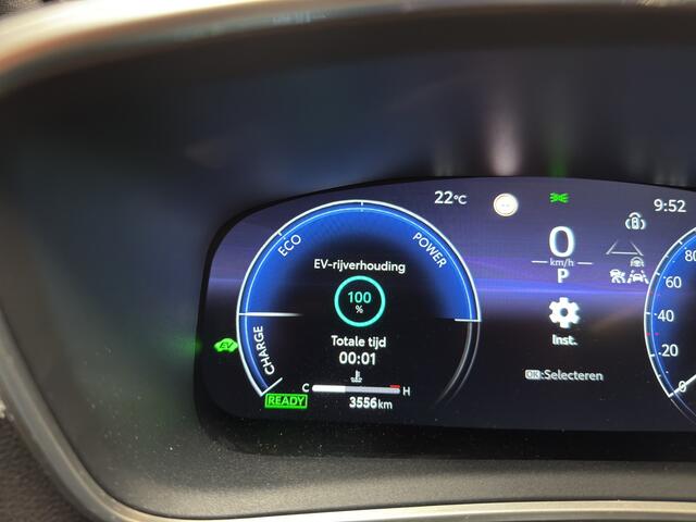 Toyota COROLLA Touring Sports Hybrid 180 GR Sport | Schuifdak | JBL | 180PK | Camera | Keyless |