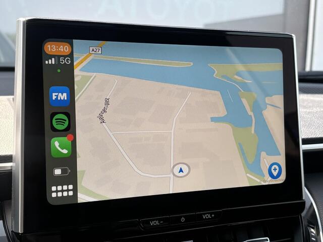 Toyota COROLLA Cross Style | All seasonbanden | Panoramadak | Half leder | Stoelverwarming | Parkeerhulp voor en achter | Toyota garantie tot 2034!