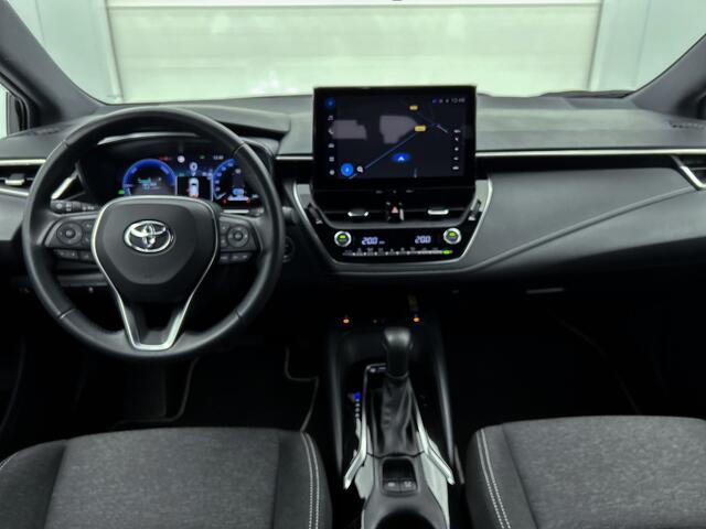 Toyota COROLLA Touring Sports Hybrid 140 Dynamic Limited | Stoelverwarming | Navigatie | PDC voor en achter | Facelift Model |