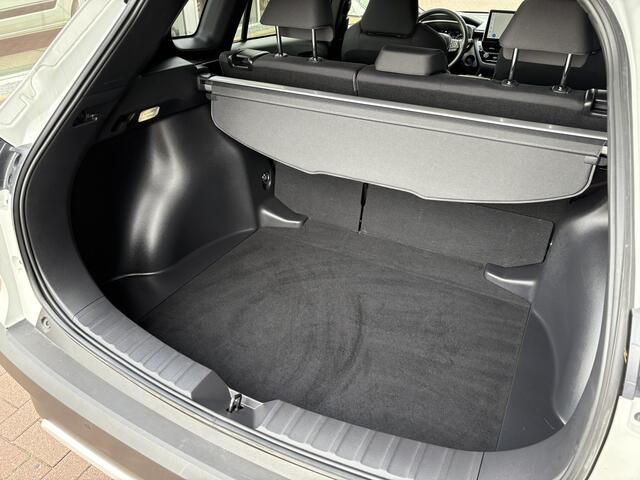 Toyota COROLLA Cross 1.8 Hybrid 140 Style + KEYLESS/CAMERA/NAVI/DODEHOEK/WINTERPACK