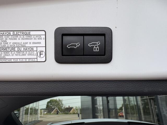 Toyota COROLLA Cross 1.8 Hybrid 140 Style + KEYLESS/CAMERA/NAVI/DODEHOEK/WINTERPACK