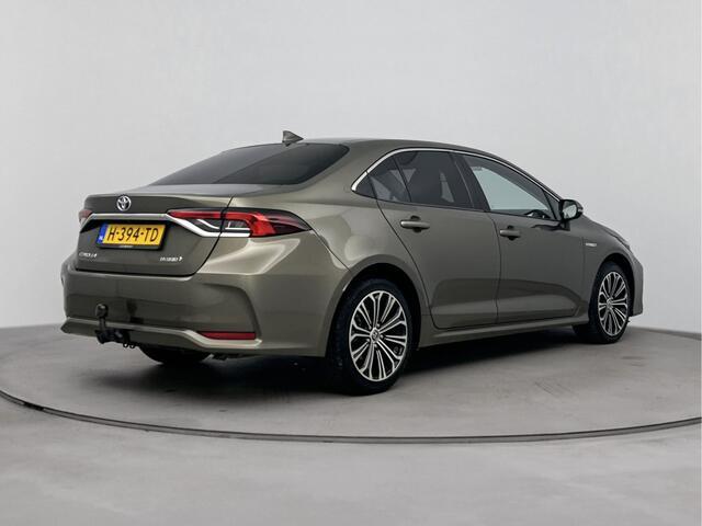 Toyota COROLLA 1.8 Hybrid Dynamic | Trekhaak | Stoelverwarming |