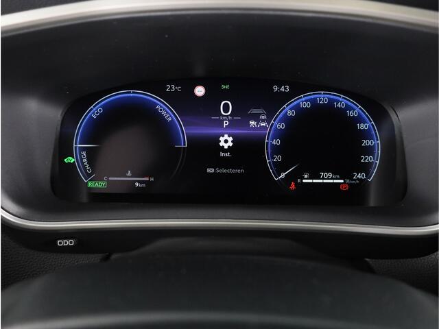 Toyota COROLLA Cross Hybrid 200 Style *DEMO* | Stoelverwarming | Parkeersensoren | Elektrische kofferbakklep |
