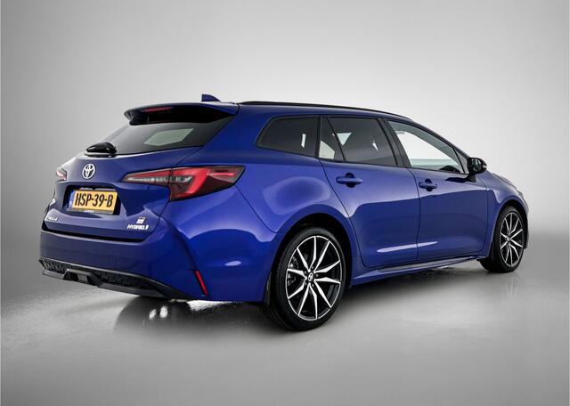 Toyota COROLLA Touring Sports Hybrid 140 GR Sport Limited | Navigatie | Stoelverwarming | Sportstoelen | 18 inch LM Velgen |