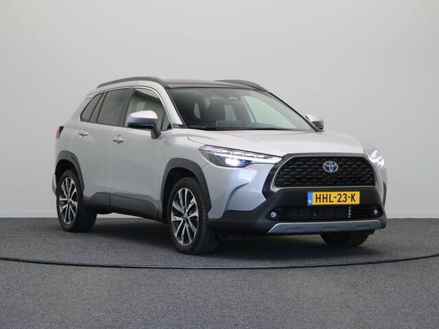 Toyota COROLLA Cross Hybrid 140 Style + Premium Pack II | 10 Jaar Garantie! | Stoelverwarming | Apple Carplay & Android Auto | Panoramadak |