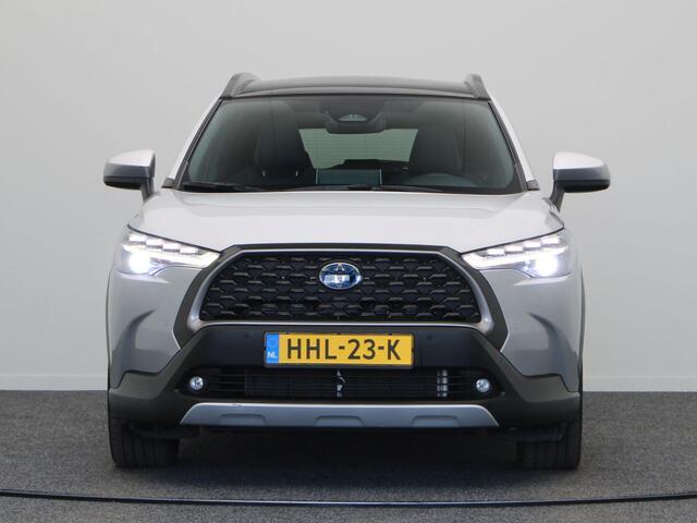 Toyota COROLLA Cross Hybrid 140 Style + Premium Pack II | 10 Jaar Garantie! | Stoelverwarming | Apple Carplay & Android Auto | Panoramadak |