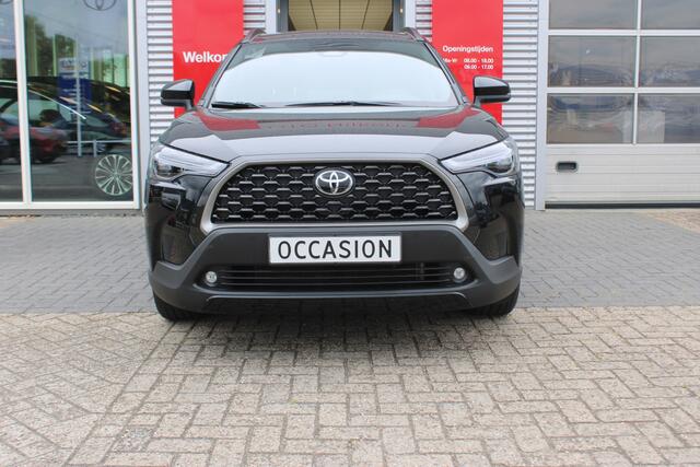 Toyota COROLLA Cross Hybrid 200 Style met stoel- en stuurverwarming